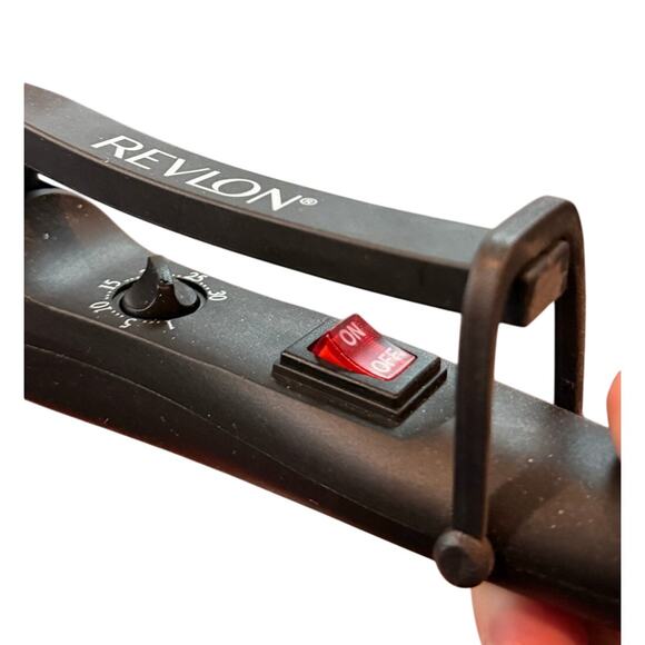 Revlon 3 Barrel Jumbo Waver - Picture 4 of 16